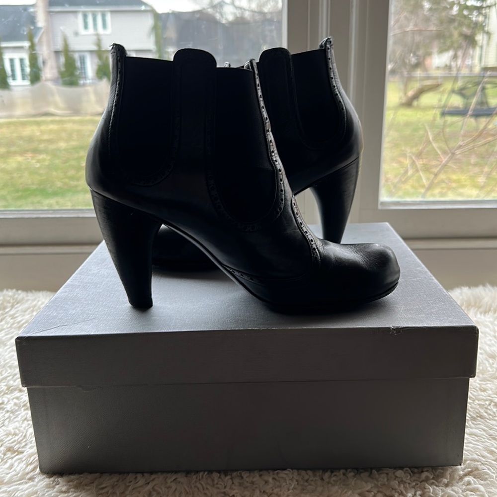 Alexander McQueen Black Booties